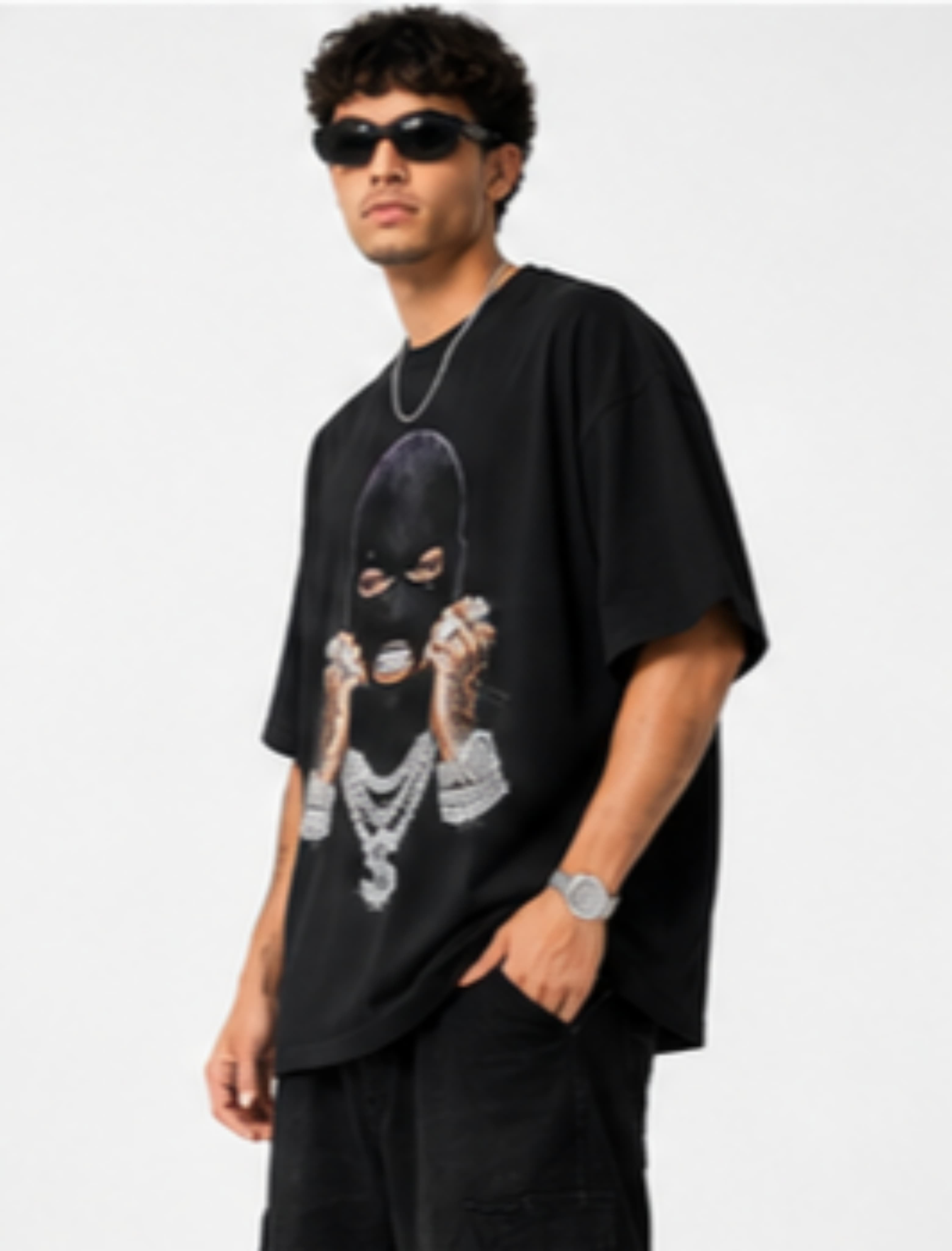 Camiseta de manga corta con diseño en piedra simulando diamantes